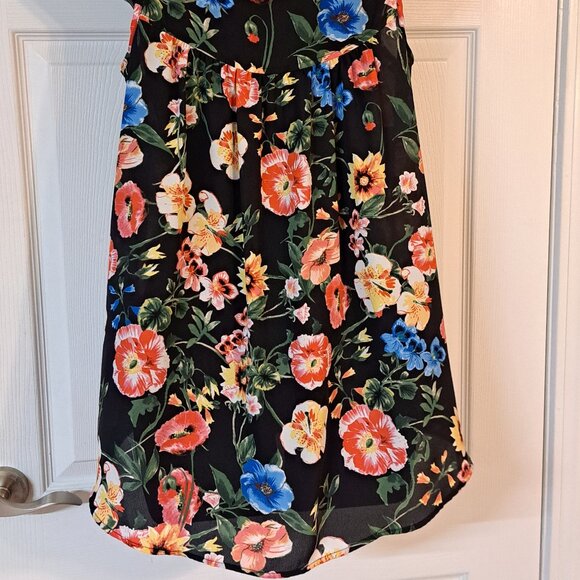 Spense Sheer Black Flowered Sleeveless Top - Picture 6 of 9